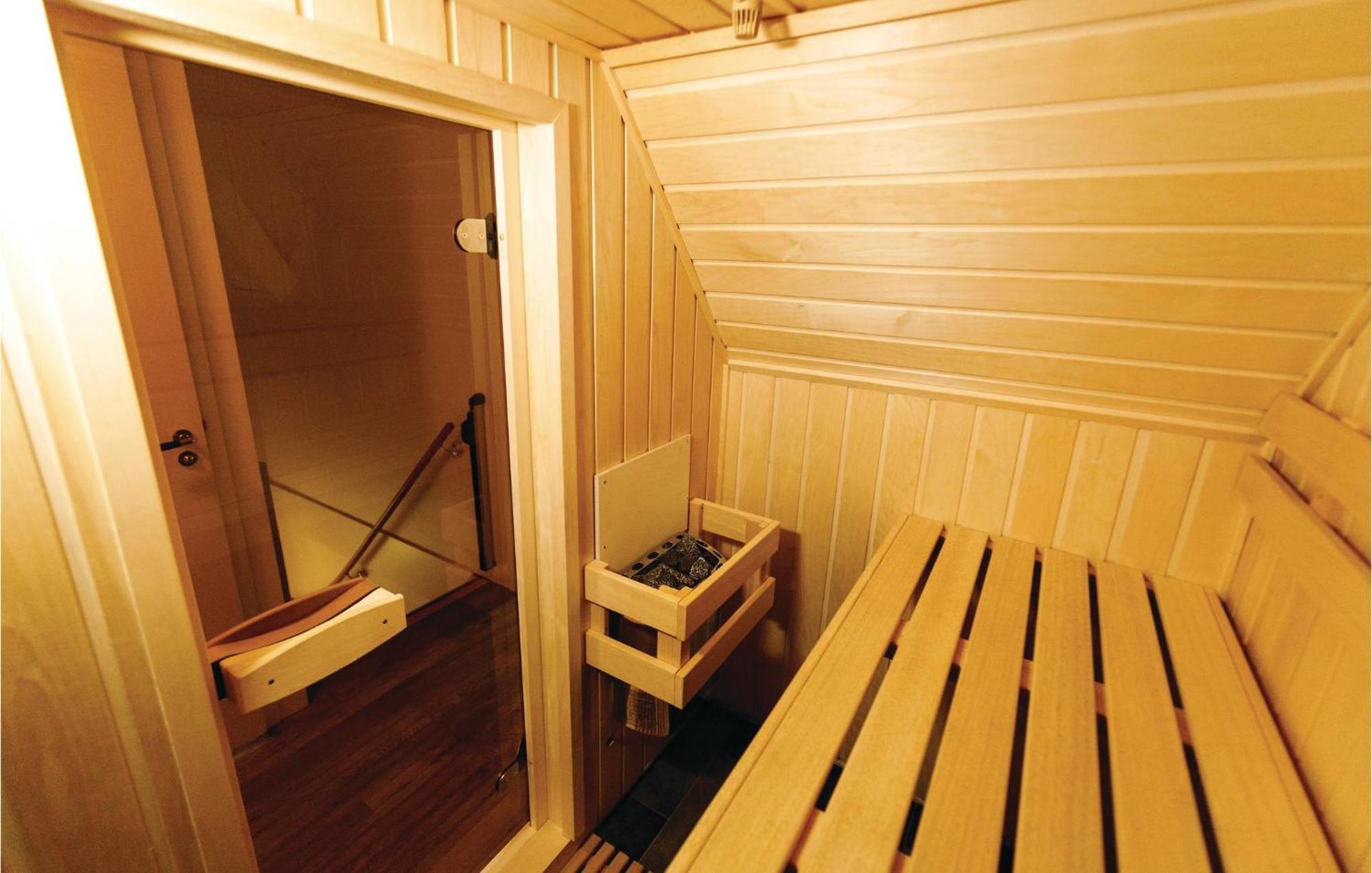 Holiday Home Bodelaeke-Beulaker Wellness Giethoorn Bagian luar foto
