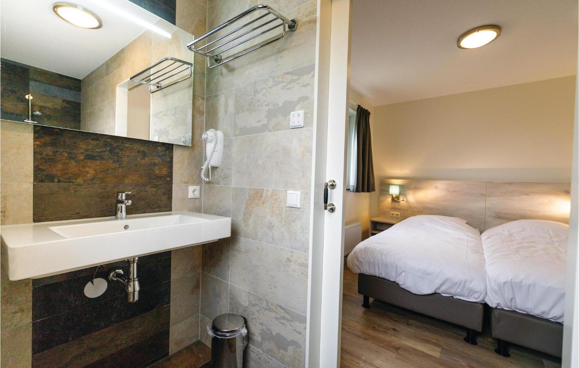 Holiday Home Bodelaeke-Beulaker Wellness Giethoorn Bagian luar foto